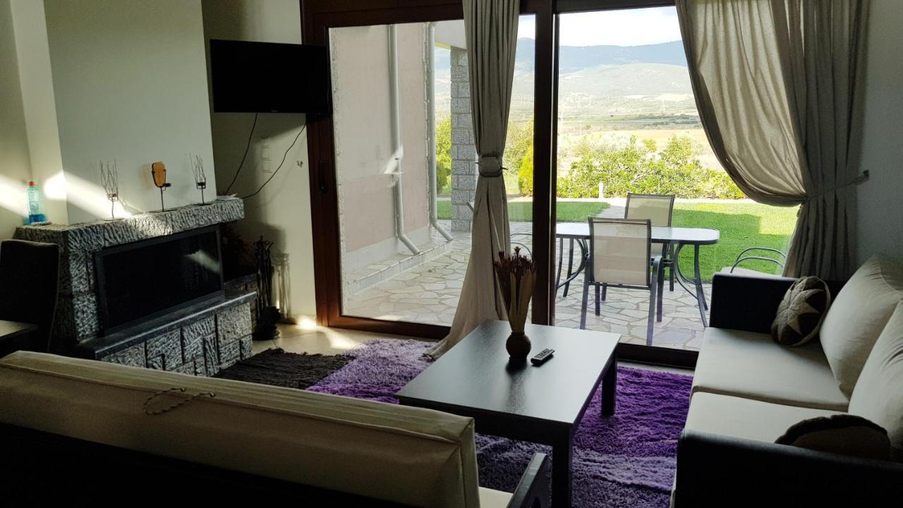 Lithos Villas Amfikleia Zewnętrze zdjęcie